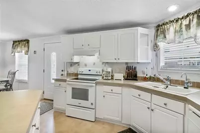 2100 Kings Highway #534, Port Charlotte, FL 33980 - Photo 17