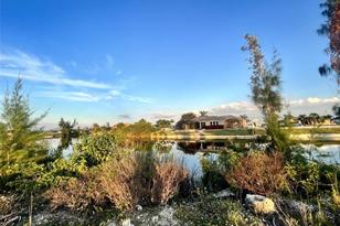 1213 NW 20th Pl, Cape Coral, FL 33993 - Photo 5