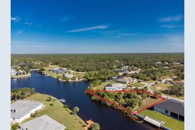 17306 Gulfspray Circle, Port Charlotte, FL 33948 - Photo 15