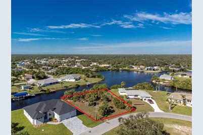 17306 Gulfspray Circle, Port Charlotte, FL 33948 - Photo 9