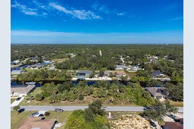 17324 Gulfspray Circle, Port Charlotte, FL 33948 - Photo 3