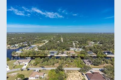 17340 Gulfspray Circle, Port Charlotte, FL 33948 - Photo 5