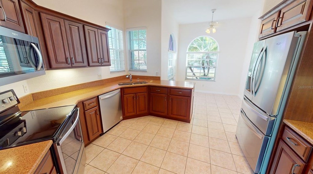 10185 Arrowhead Dr, Punta Gorda FL 33955-4704 exterior