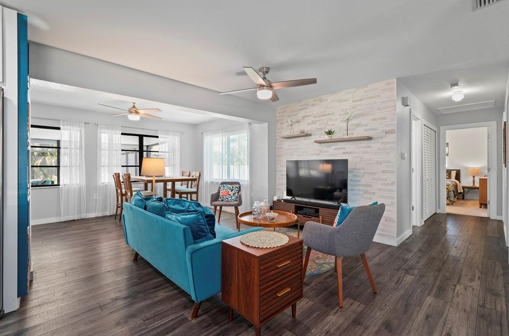 3319 Palm Dr, Punta Gorda FL  33950-3117 exterior