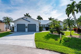 1305 Penguin Ct - Photo 5