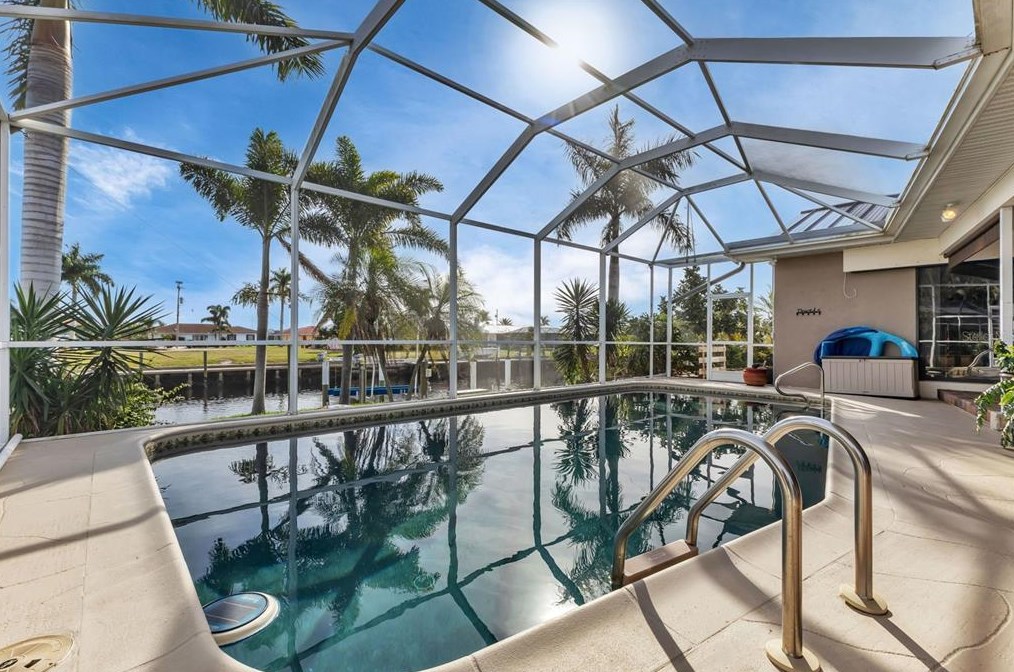 2824 Coral Way, Punta Gorda FL 33950-5033 exterior