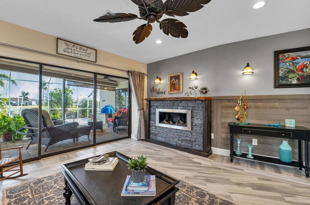 2824 Coral Way, Punta Gorda FL 33950-5033 exterior