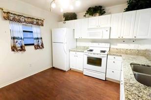 175 Kings Hwy - Photo 3