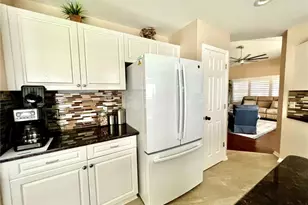 1010 Islamorada Blvd, Punta Gorda, FL 33955 - Photo 11