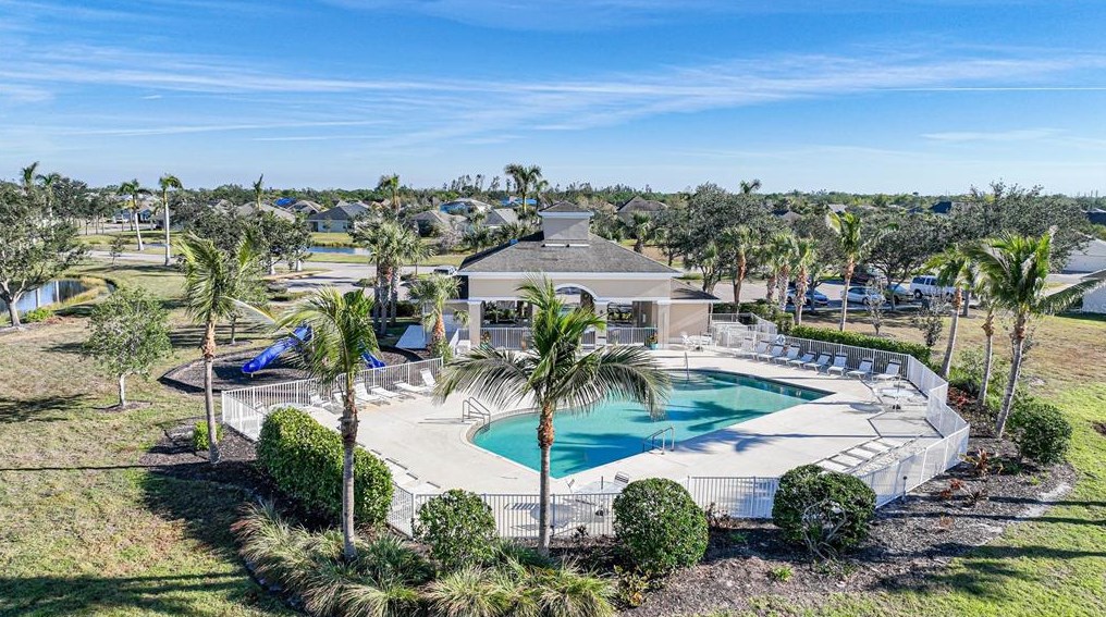 28184 Arrowhead Cir, Punta Gorda FL 33982-4807 exterior