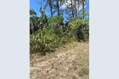 17123 Hemlock Ave, Port Charlotte, FL 33948 - Photo 9