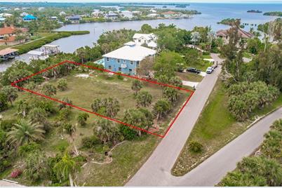 24169 Jolly Roger Boulevard, Punta Gorda, FL 33955 - Photo 29