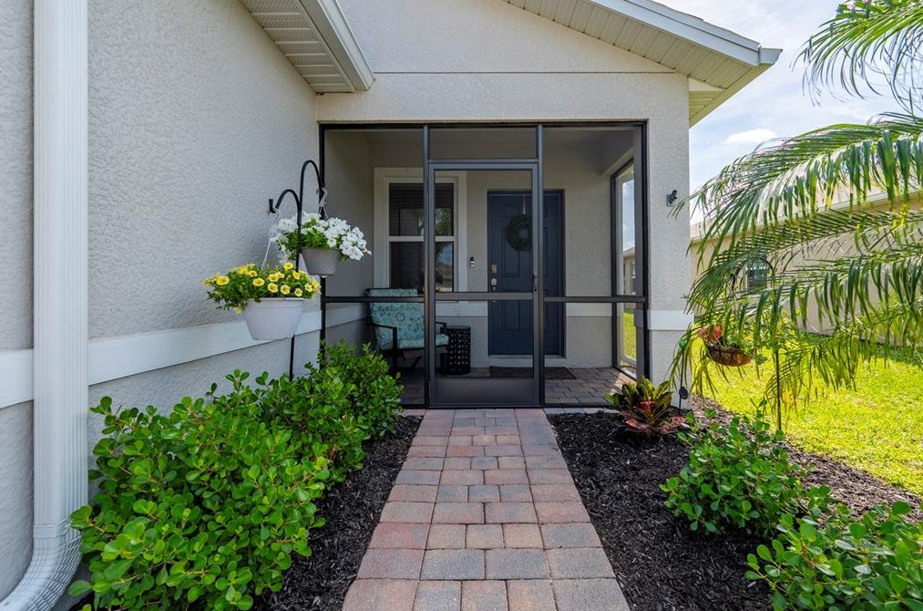 5270 Shell Mound Cir, Punta Gorda FL 33982-4813 exterior