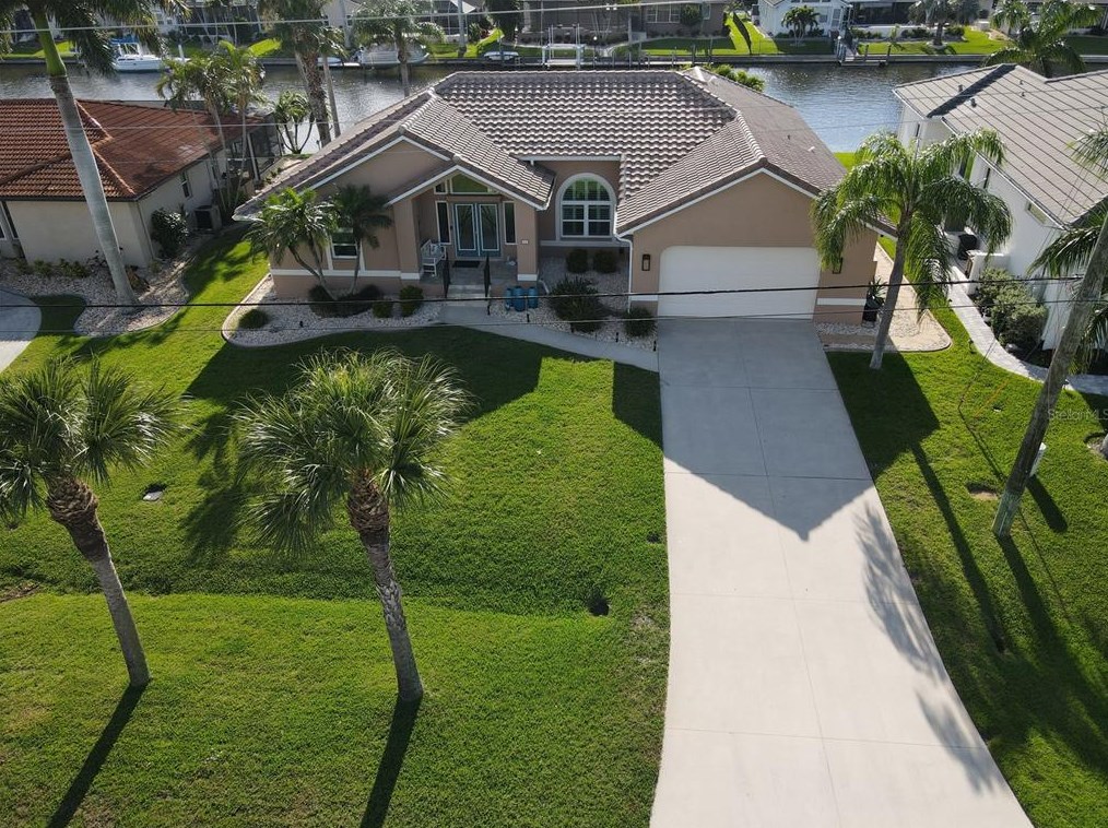 530 Monaco Dr, Punta Gorda FL  33950-7814 exterior