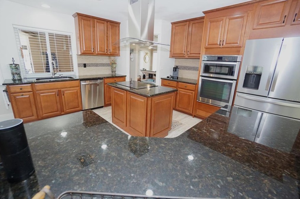 530 Monaco Dr, Punta Gorda FL 33950-7814 exterior