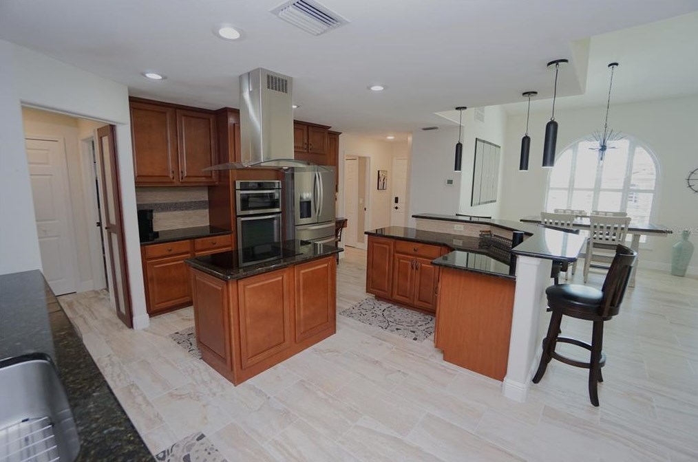 530 Monaco Dr, Punta Gorda FL 33950-7814 exterior