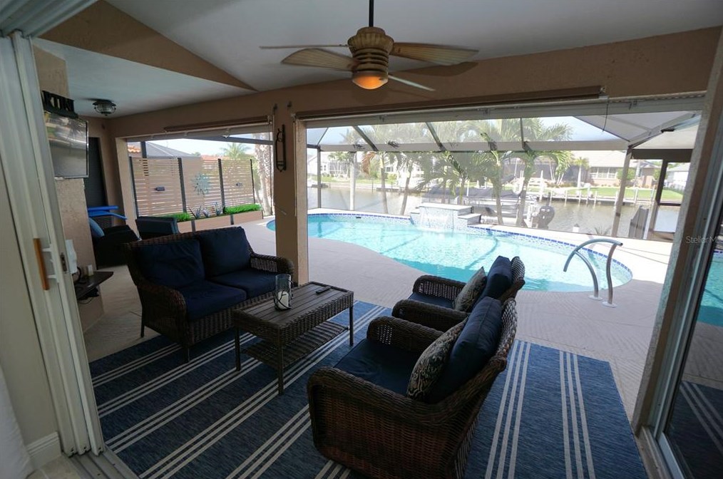 530 Monaco Dr, Punta Gorda FL 33950-7814 exterior