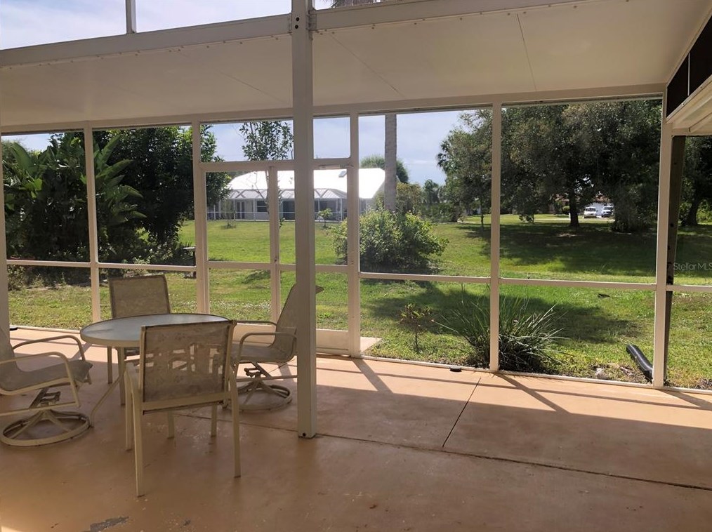 21 Seasons Dr, Punta Gorda FL  33983-5432 exterior