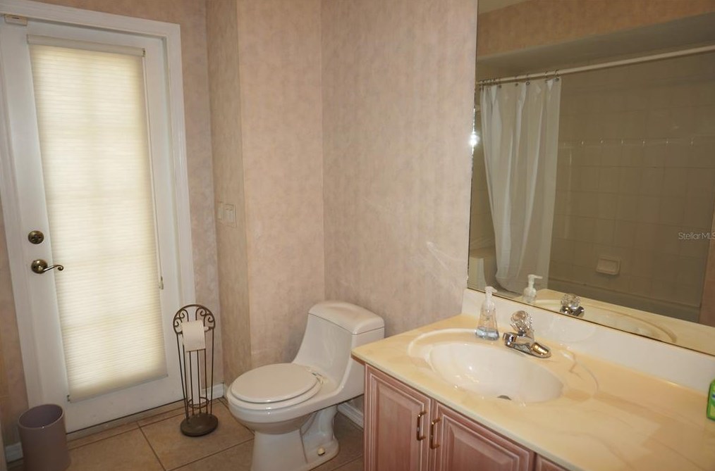 21 Seasons Dr, Punta Gorda FL  33983-5432 exterior