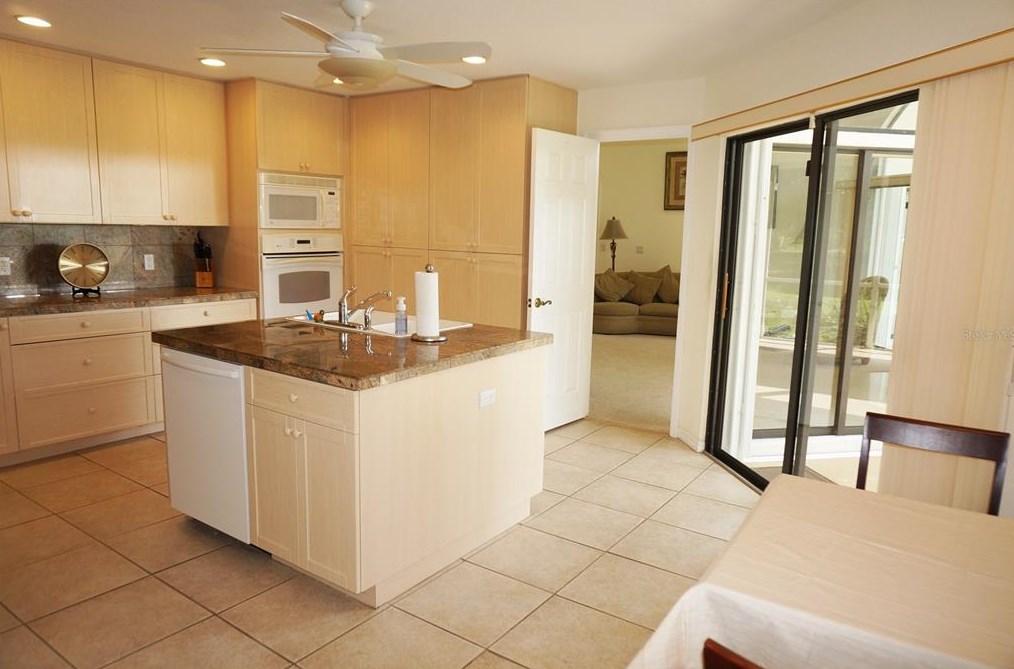 21 Seasons Dr, Punta Gorda FL  33983-5432 exterior