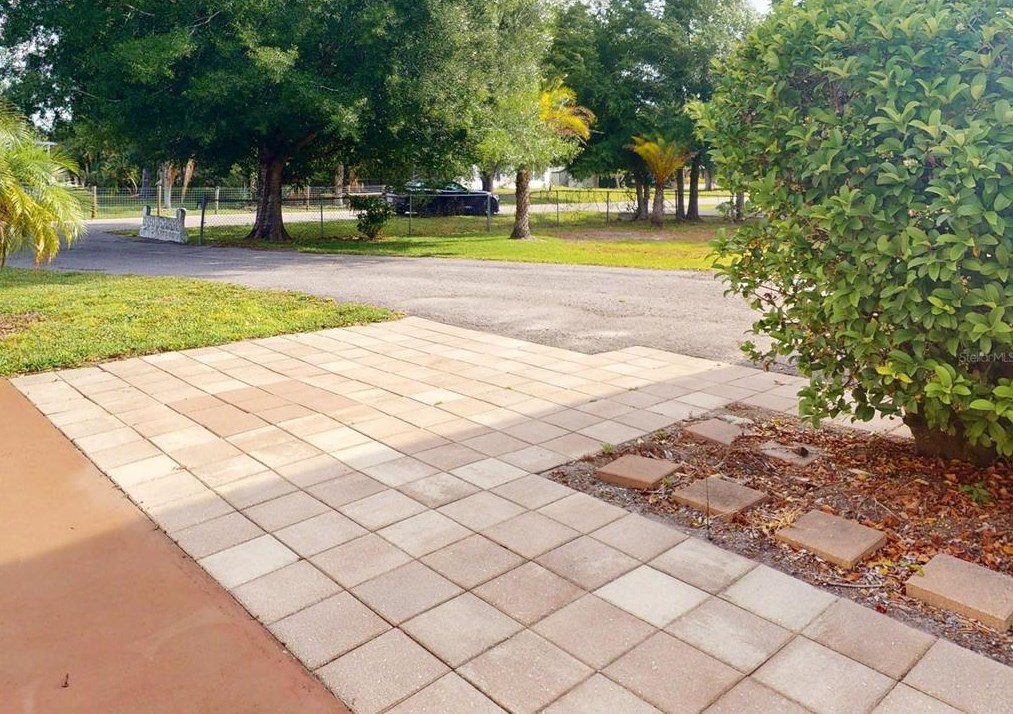 1425 Plum Dr, Arcadia FL  34266-7477 exterior