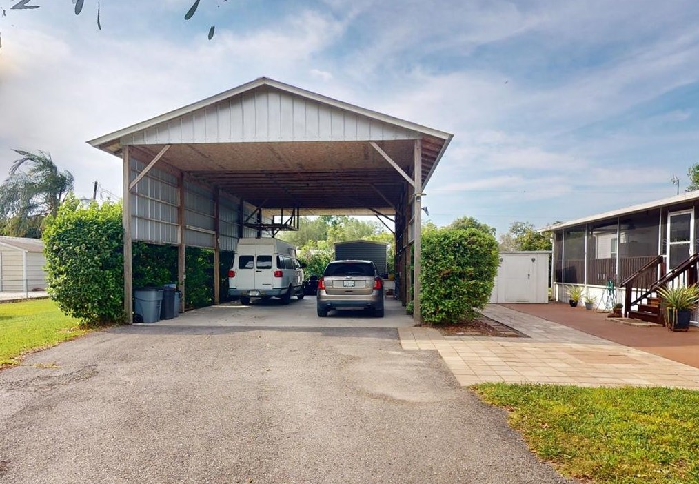 1425 Plum Dr, Arcadia FL  34266-7477 exterior