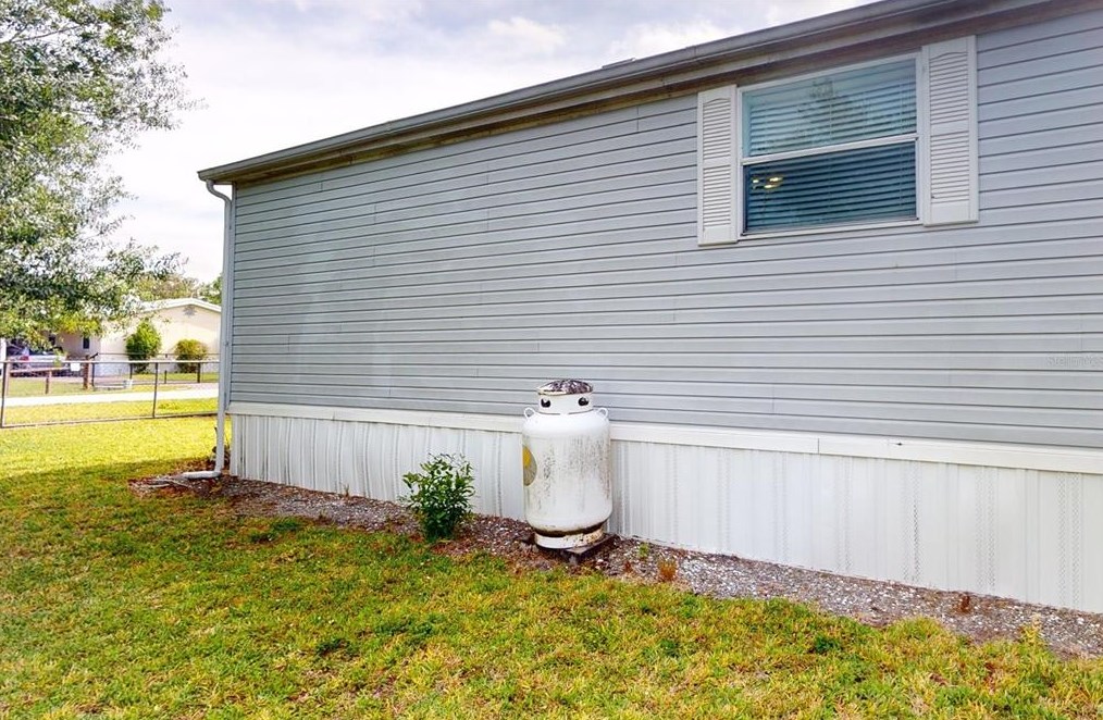 1425 Plum Dr, Arcadia FL  34266-7477 exterior