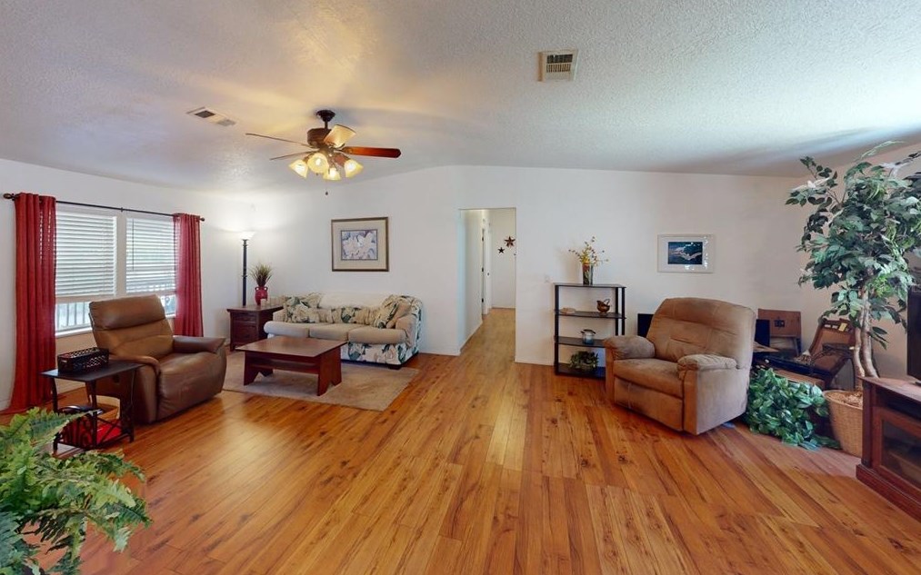 1425 Plum Dr, Arcadia FL  34266-7477 exterior