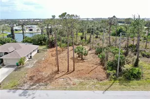 8905 Bantry Bay, Englewood, FL 34224 - Photo 1