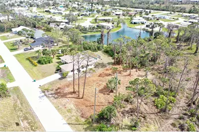 8905 Bantry Bay, Englewood, FL 34224 - Photo 11