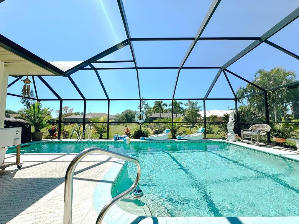 1987 Nuremberg Blvd, Punta Gorda FL  33983-6001 exterior