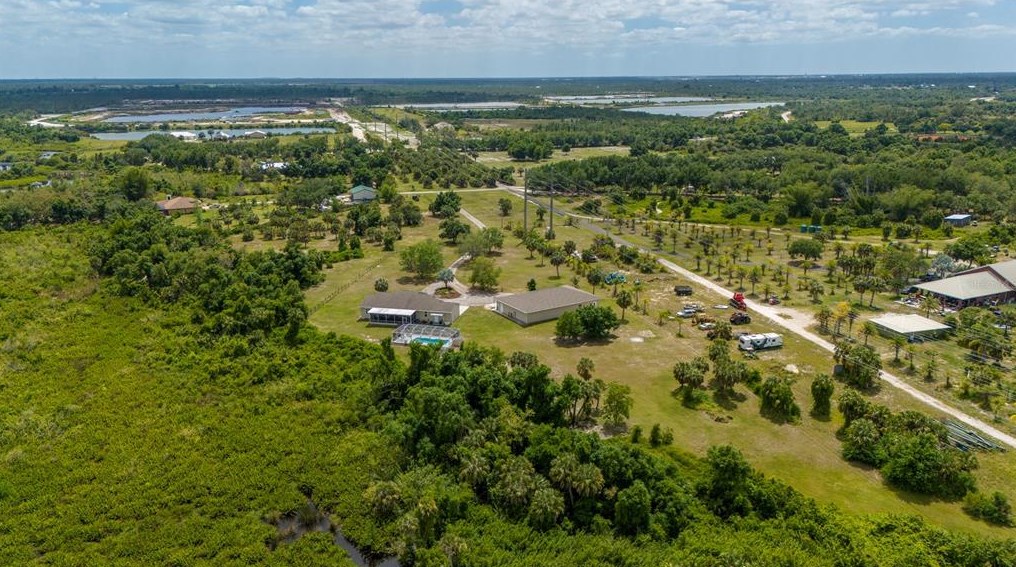 38883 Washington Loop Rd, Punta Gorda FL 33982-9532 exterior