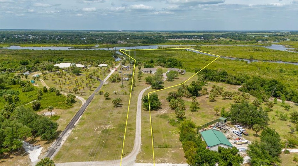 38883 Washington Loop Rd, Punta Gorda FL 33982-9532 exterior