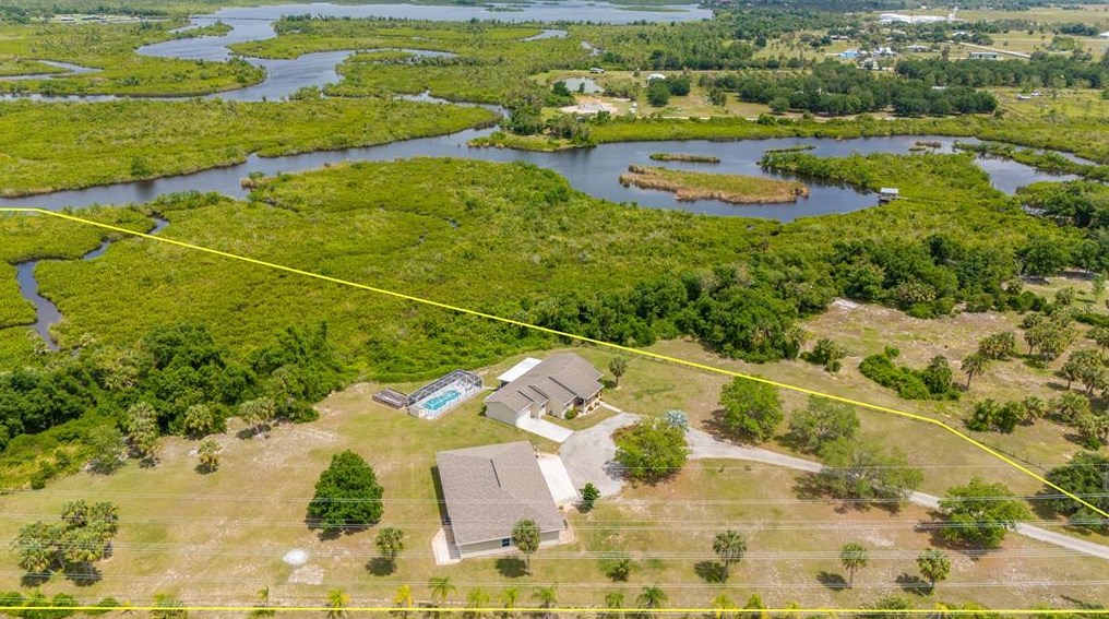 38883 Washington Loop Rd, Punta Gorda FL 33982-9532 exterior