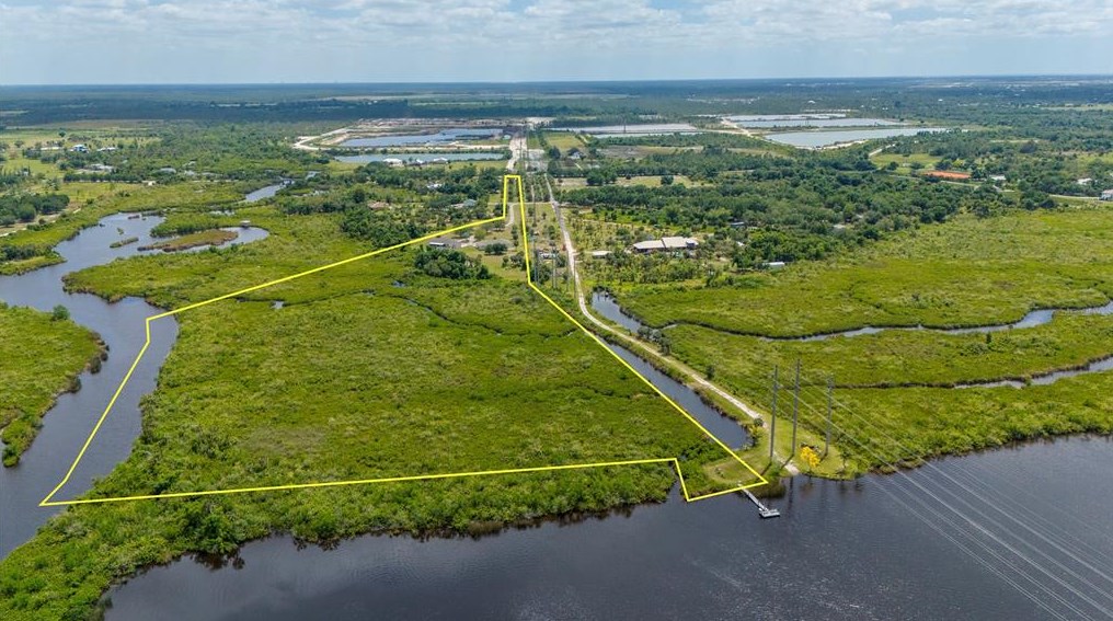 38883 Washington Loop Rd, Punta Gorda FL 33982-9532 exterior