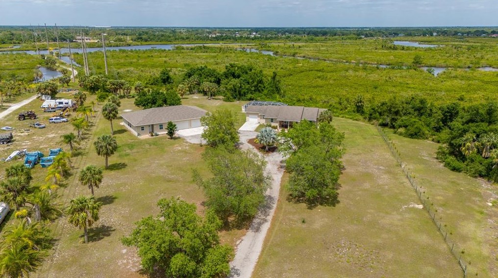 38883 Washington Loop Rd, Punta Gorda FL 33982-9532 exterior