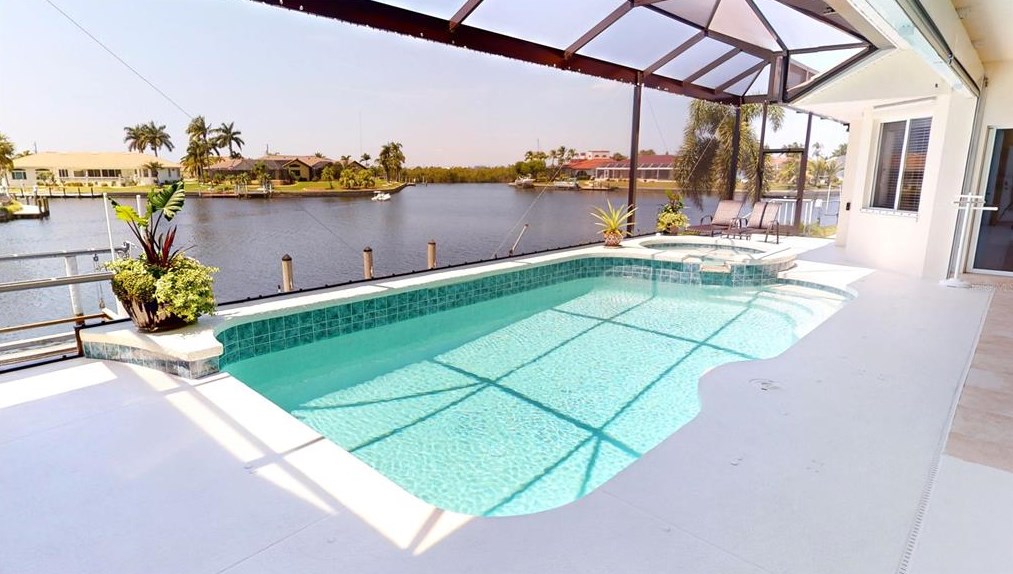3973 San Pietro Ct, Punta Gorda FL  33950-8041 exterior