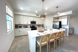 17620 Boracay Ct, Venice, FL 34293 - Photo 5