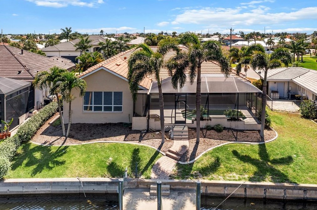 182 Gulfview Rd, Punta Gorda FL 33950-5122 exterior