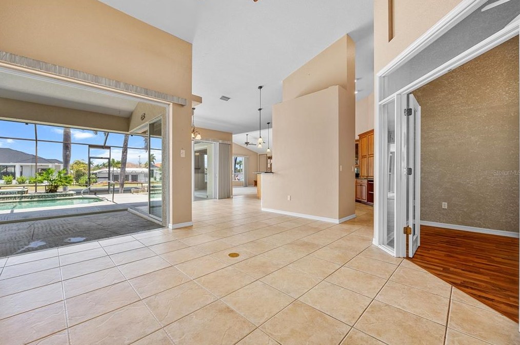 182 Gulfview Rd, Punta Gorda FL 33950-5122 exterior