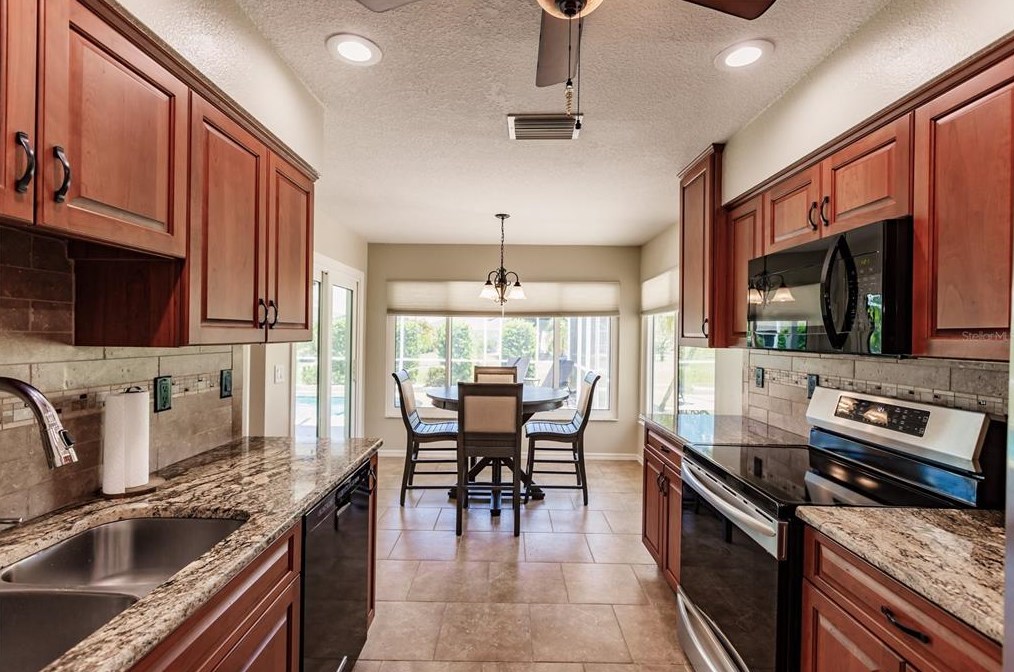 2354 Rio De Janeiro Ave, Punta Gorda FL  33983-8664 exterior