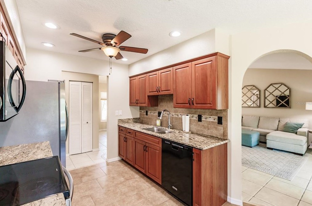 2354 Rio De Janeiro Ave, Punta Gorda FL  33983-8664 exterior