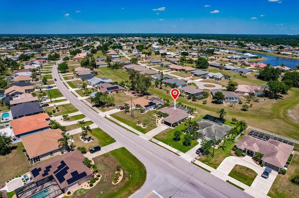 2354 Rio De Janeiro Ave, Punta Gorda FL  33983-8664 exterior