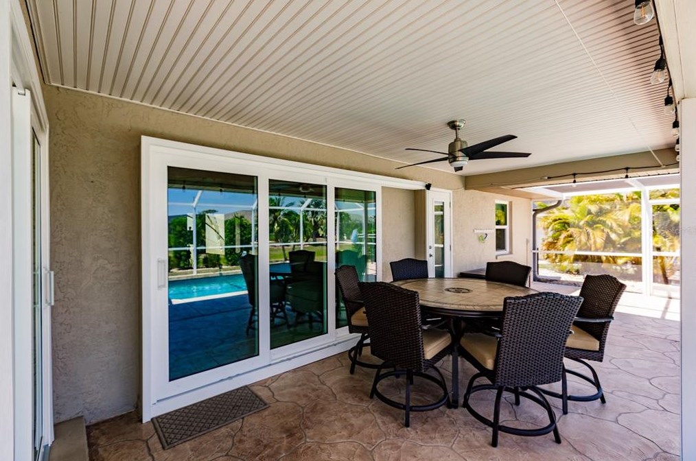 2354 Rio De Janeiro Ave, Punta Gorda FL  33983-8664 exterior
