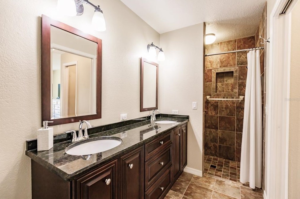 2354 Rio De Janeiro Ave, Punta Gorda FL  33983-8664 exterior