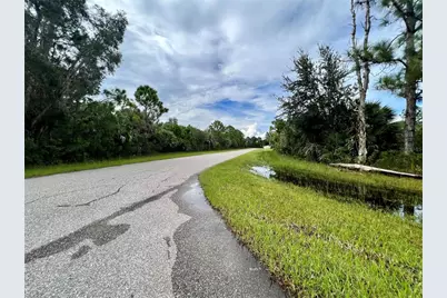 12068 Alumna Avenue, Port Charlotte, FL 33981 - Photo 3