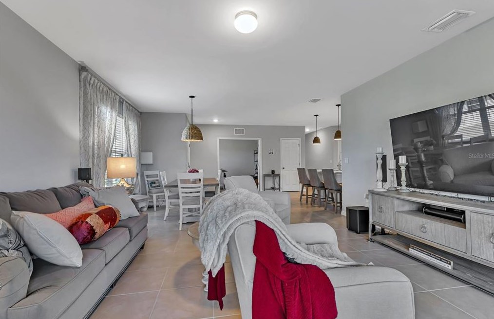 7201 Lenox Cir, Punta Gorda FL 33950-1326 exterior