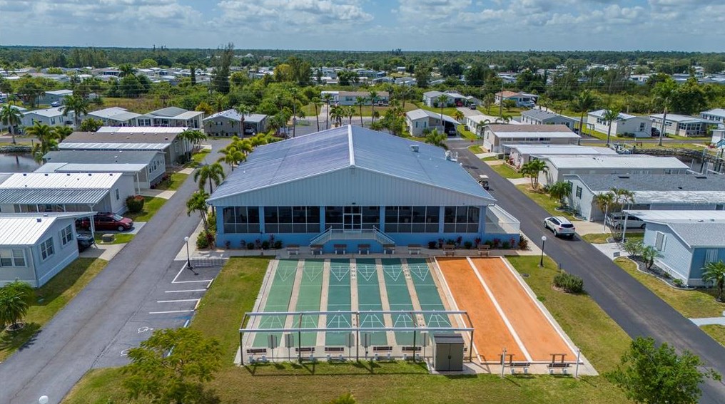 4300 Riverside Dr, Punta Gorda FL  33982-1724 exterior