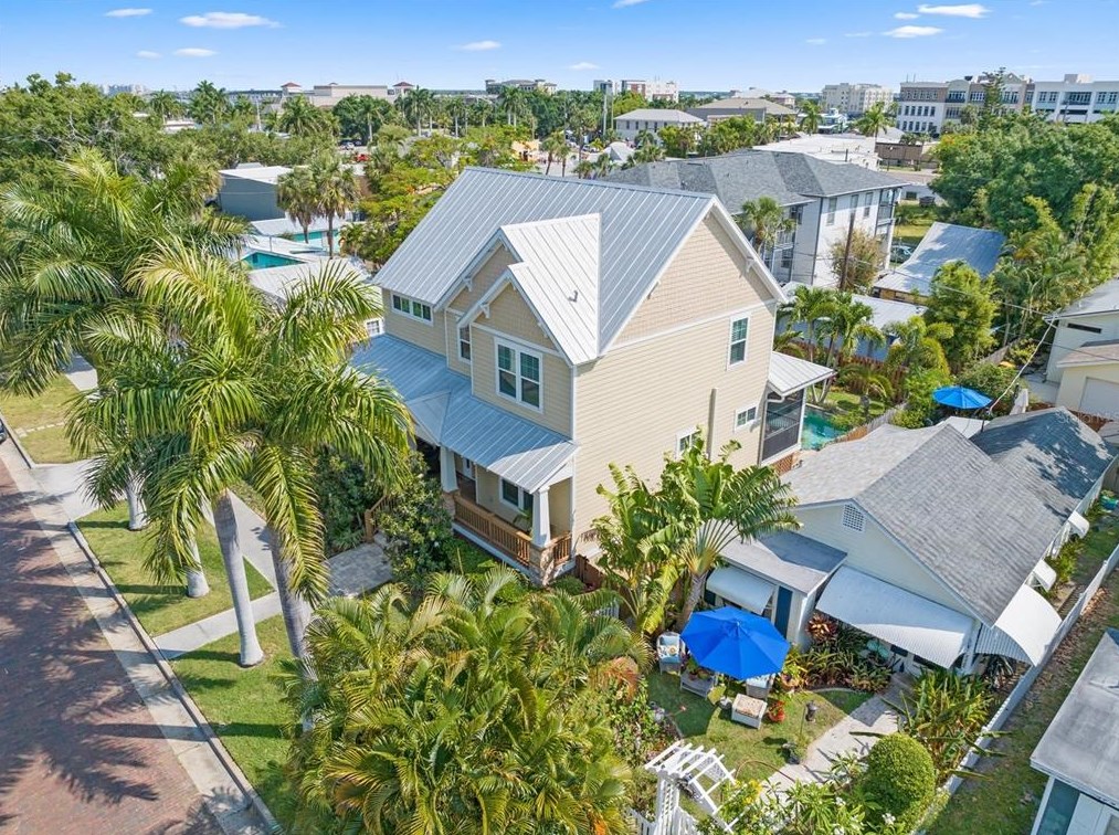 224 Harvey St, Punta Gorda FL 33950-4816 exterior