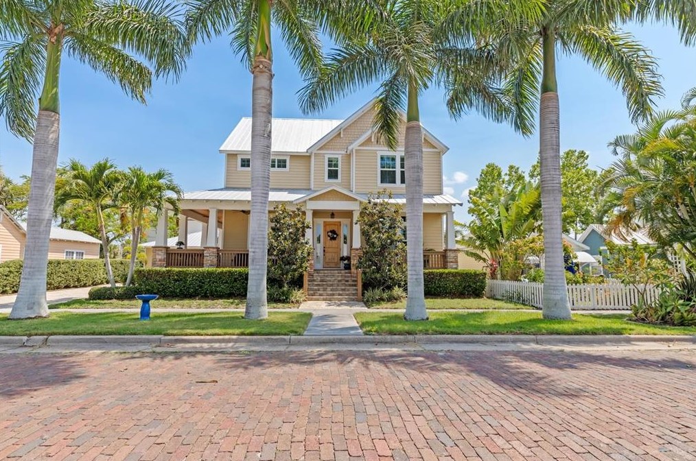 224 Harvey St, Punta Gorda FL 33950-4816 exterior